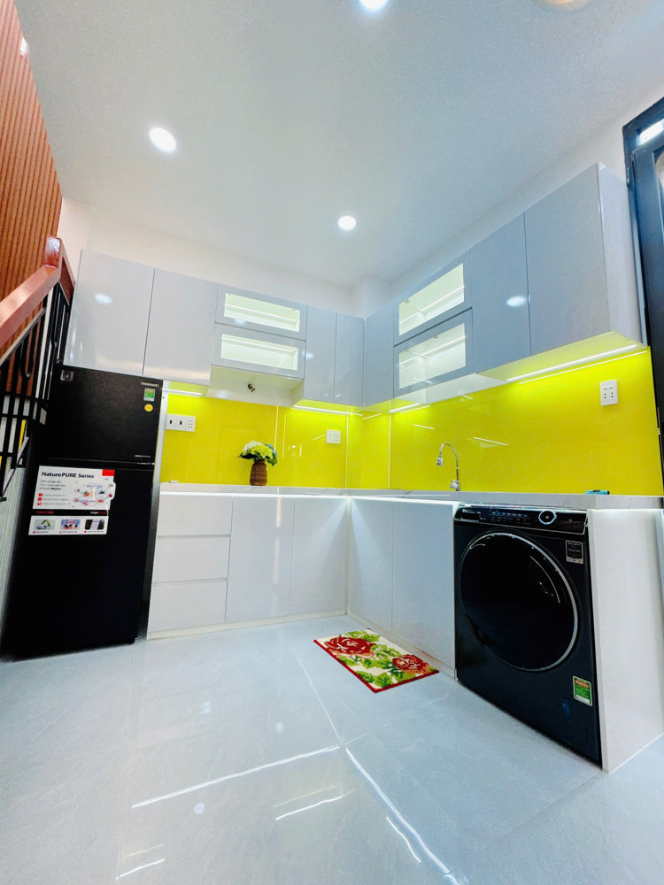 Nhà Mới 36M2 Ngang Khủng 7.6M Vài Bước Ra Mặt Tiền Hưng Phú P9q8