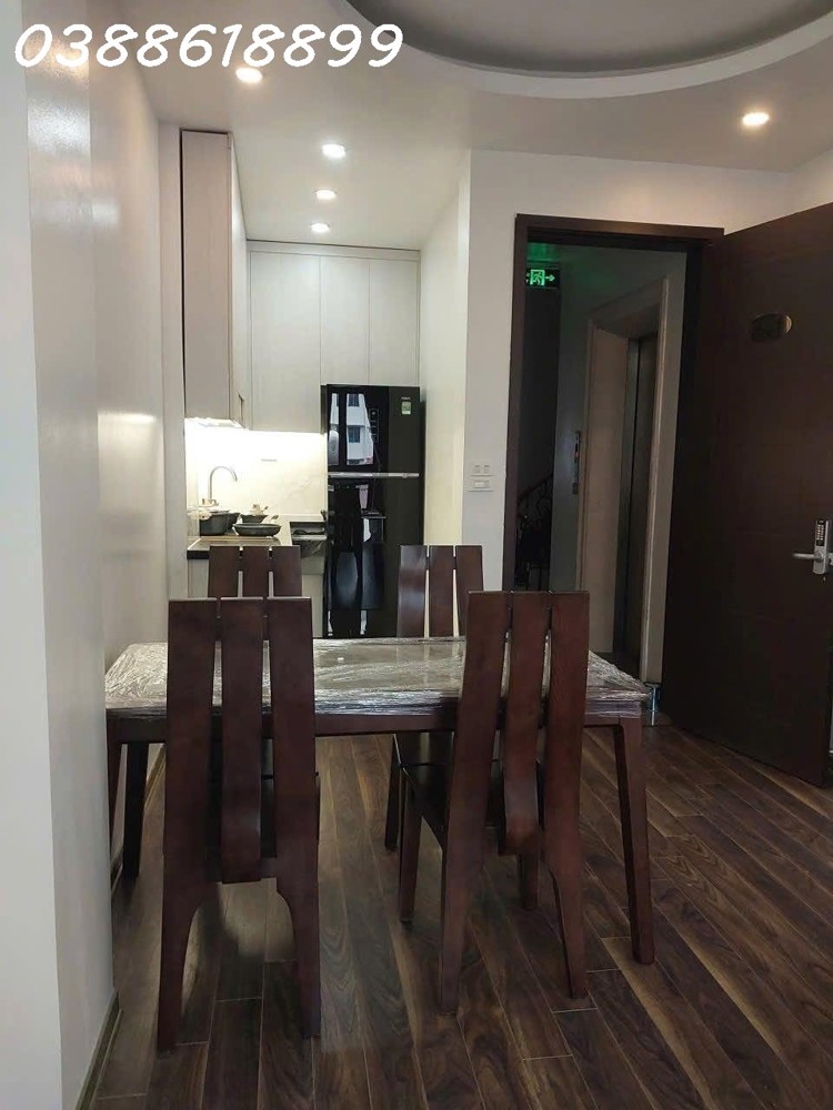 Apartment Liễu Giai 100M² - Mt5.5m - Sát Phố - Ô Tô Tránh - 9 Tầng Tm - Dt 180 Tr/th
