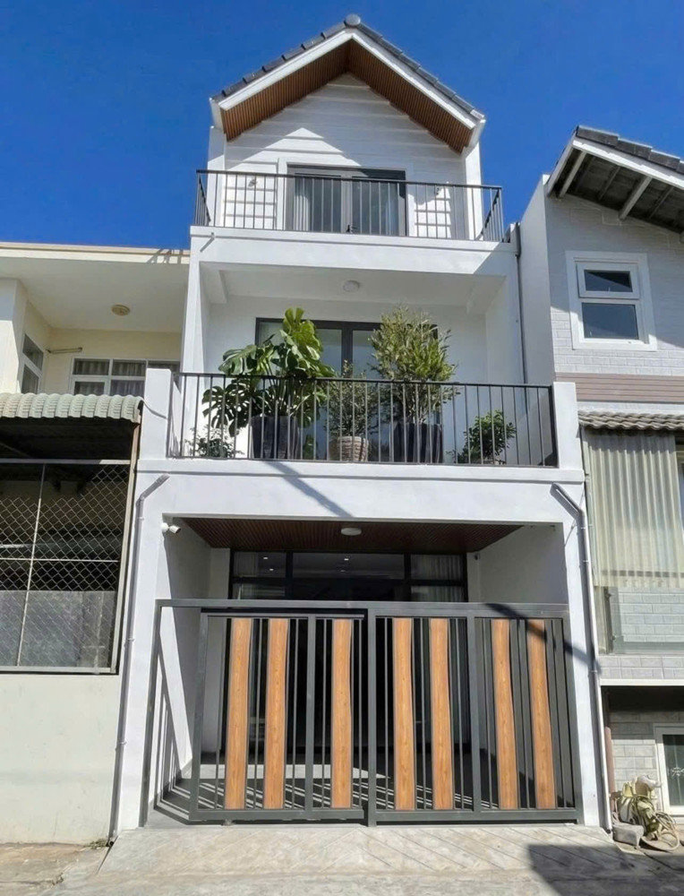 Cần Tiền Gấp – Giảm Mạnh Bán Nhà Đẹp Gần Chợ Ngô Quyền (Hiếm - Giá Tốt)