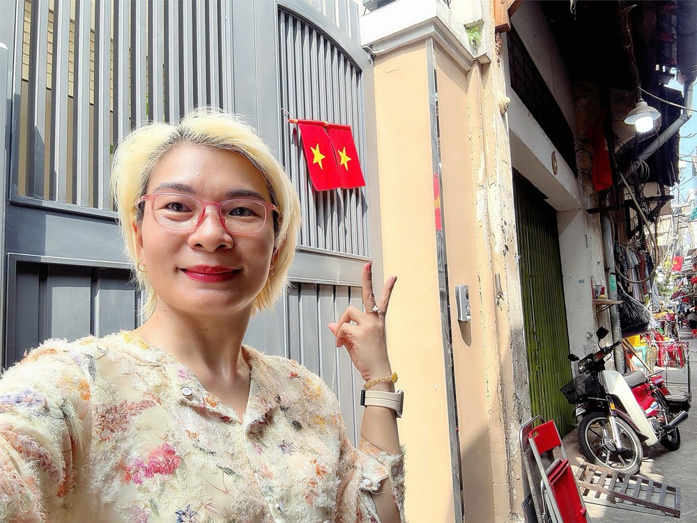 Khu Hiếm Nhà Bán - Mặt Tiền Hẻm Xe Hơi Đường Thủ Khoa Huân Quận 1 - Sổ Vuông Đẹp 4M * 21M - Gpxd 5