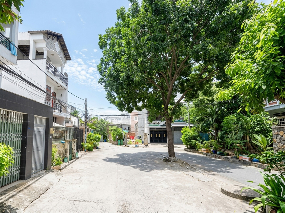 [T2495*] Mặt Tiền Kinh Doanh View Công Viên Sát Vạn Phúc City, 10.X Tỷ