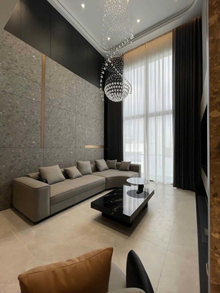 Bán Nhà Phố Trạm 60M2, 6 Tầng Thang Máy, Gara Ô Tô, Kinh Doanh- 18 Tỷ
