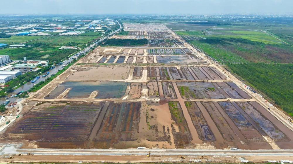 Cần Bán 3 Căn Nhà Phố Thương Mại Vinhomes Saigon Park –Tại Đ. Thanh Niên, X.xuân Thới Sơn, Hóc Môn