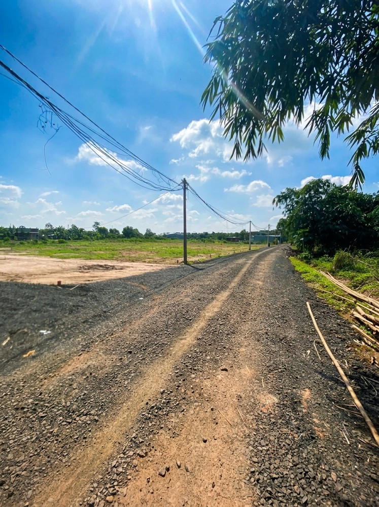 Đất Thành Tâm Chơn Thành 330M2 Mặt Đường Ô Tô – Sổ Sẵn 899 Triệu