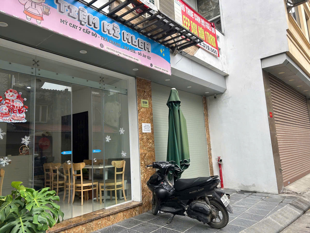 Sang Nhượng Gấp Quán Mì Cay Mặt Phố Chùa Quỳnh – Hai Bà Trưng, Hà Nội