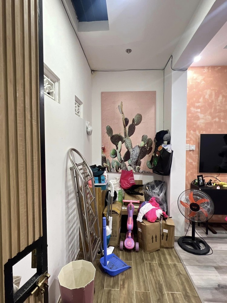 ► K Hoàng Diệu Gần Nguyễn Hoàng, 33M2, 2 Tầng Sạch Đẹp, 2Pn 2Wc, Sổ Hoàn Công, 2.X Tỷ