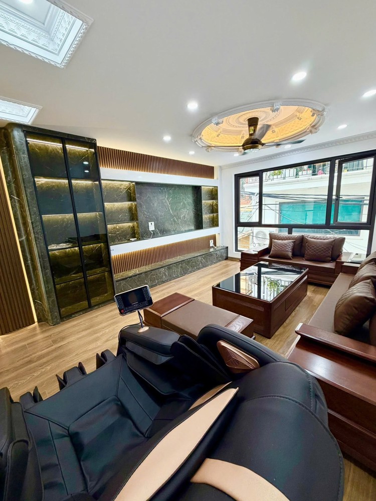 Tư Đình Long Biên 9 Tỷ 55M Ngõ Ô Tô,Gần Phố,Sổ Đỏ Vuông Cần Bán Nhanh