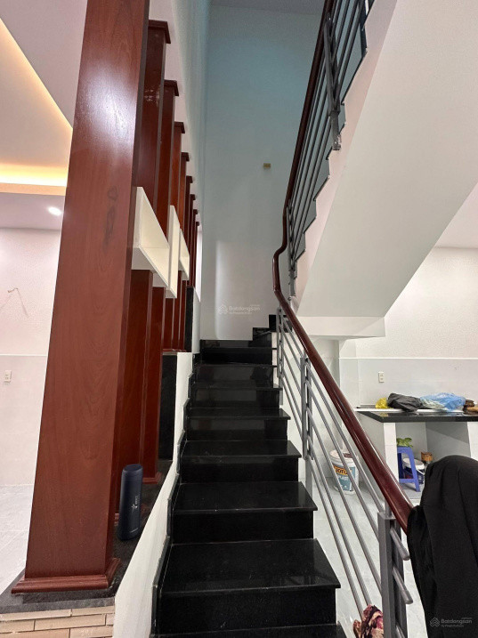 Bán Nhà Riêng Tại Đông Thạnh, 13 Tỷ, 110M2, Chính Chủ Giá Siêu Hời