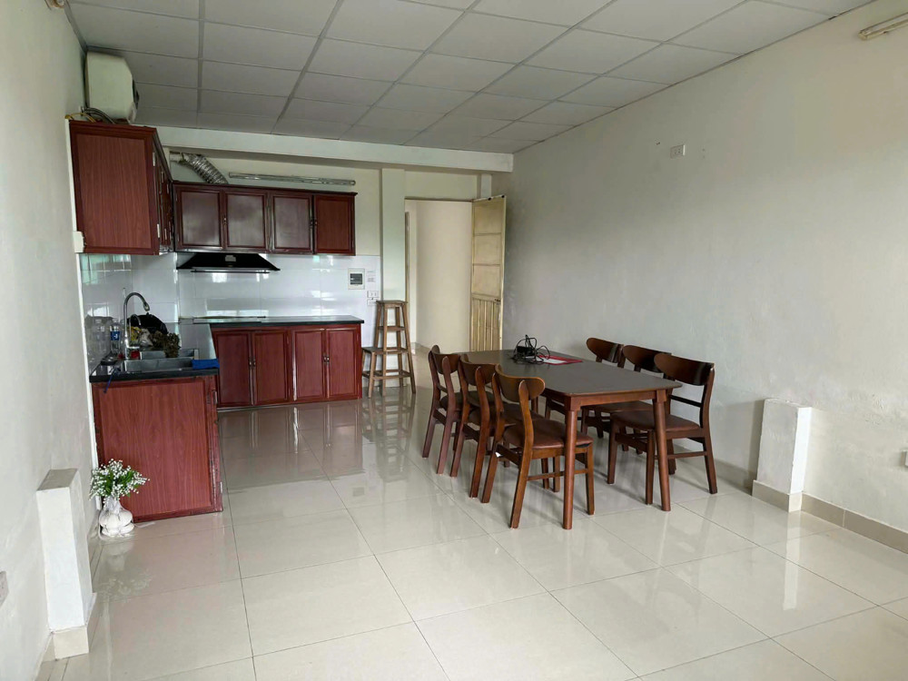 Cho Thuê Nhà 5 Tầng Mặt Phố Kinh Doanh Mễ Trì Hạ , Hà Nội, Thuê Nguyên Căn Hoặc Từng Tầng