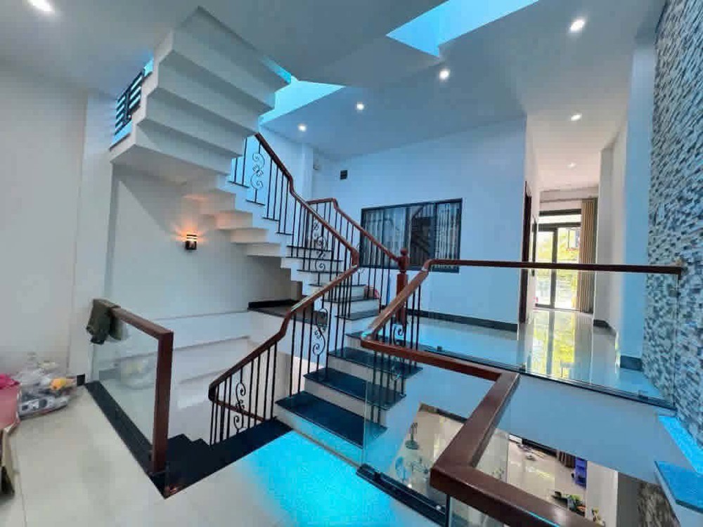 ► Mt Đoàn Căn Cừ Khu Phước Lý, 100M2, 2 Tầng Đúc + Tum, Chắc Đẹp, Ở Ngay