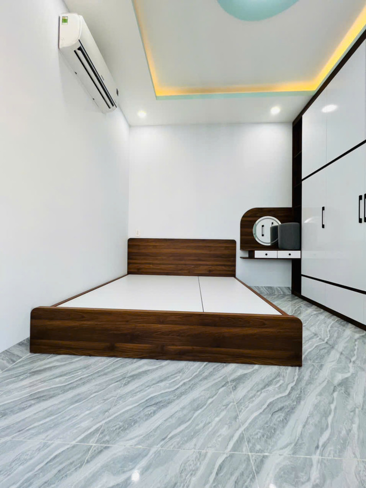 Nhà Phố Đẹp Tam Bình, Lô Góc 2Mt - 4 Tầng - Nhỉnh 5,5 Tỷ – Đường 8M – Ôtô Ngủ Trước Nhà