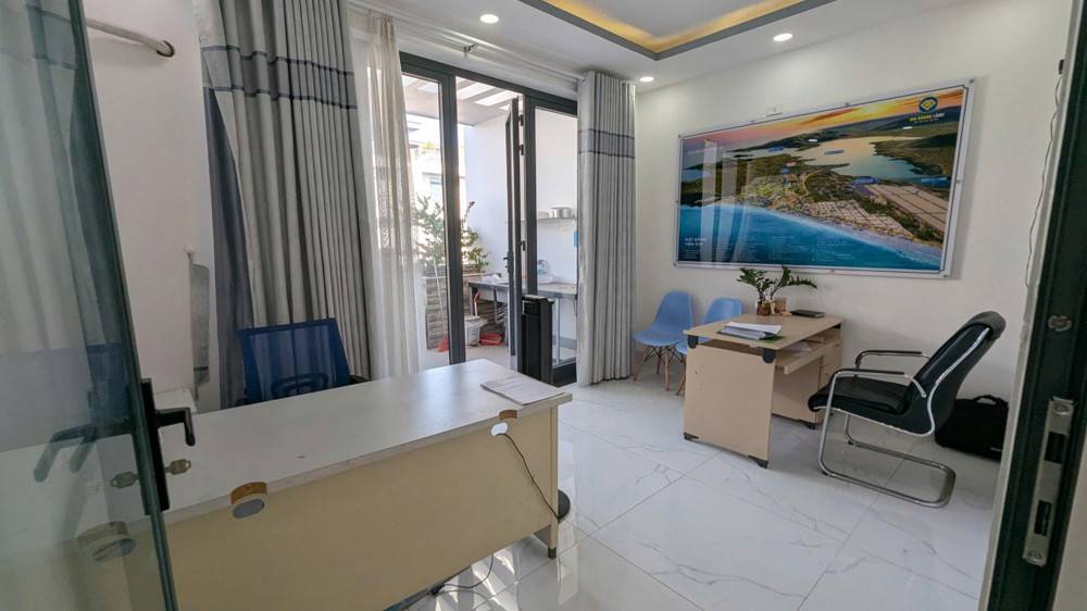 Cho Thuê Nhà 3 Tầng Mặt Tiền Đường Thích Quảng Đức , Tp. Nha Trang
