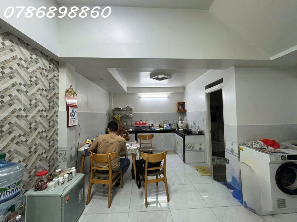 Bán Gấp Nhà 2 Tầng Hẻm 861 Trần Xuân Soạn – Phường Tân Hưng, Quận 7