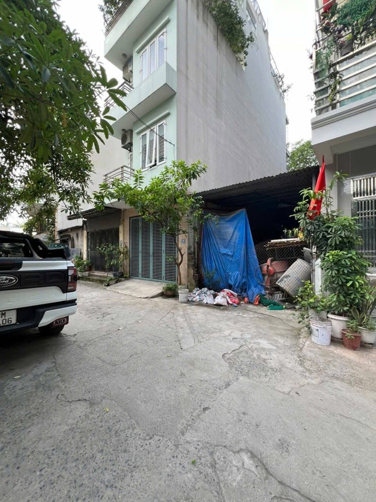 Tin Thật Bán Đất Phố Trạm Long Biên 10 Tỷ 70M Ô Tô Đỗ Cửa