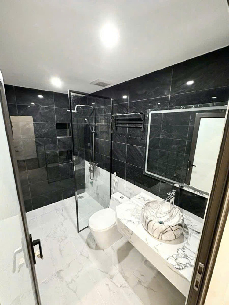 Bán Nhà Đàm Quang Trung 58M 7 Tầng Mt4.3m 2 Thoáng Gara Ô Tô Nhỉnh 14 Tỷ