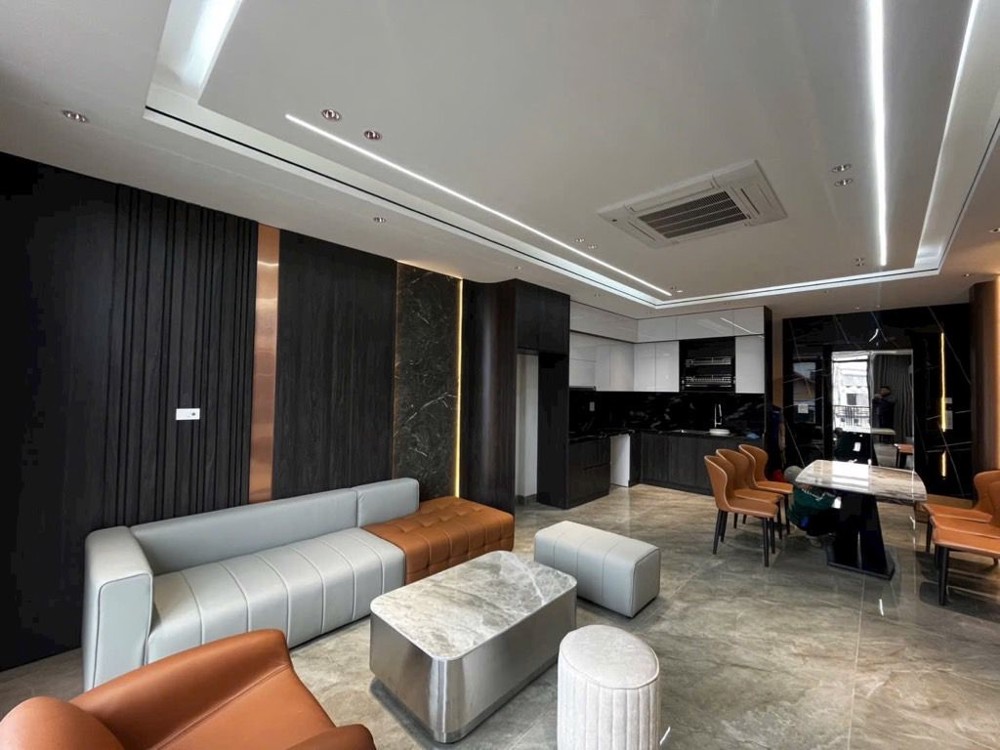 Bán Nhà Sài Đồng 55M2- 6 Tầng Thang Máy- Gara Ô Tô - Ở Sướng- 15.5 Tỷ