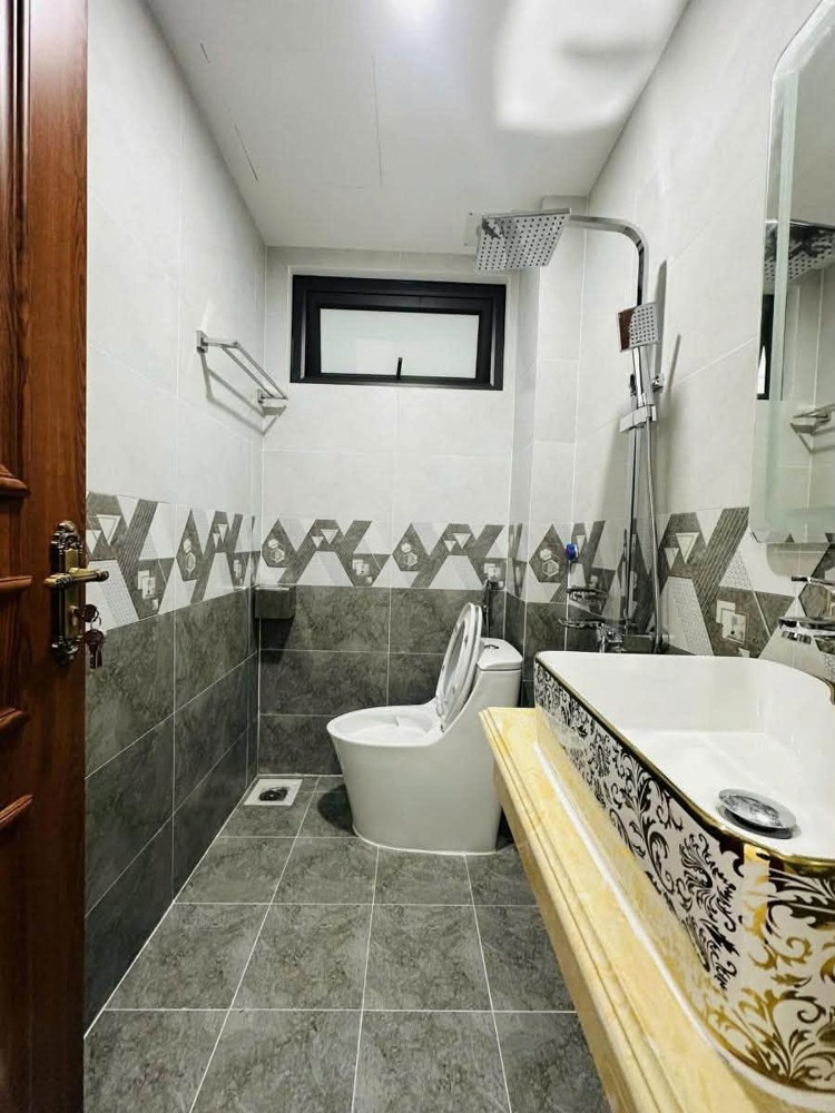 Đẳng Cấp Phân Lô Ô Tô Tránh Lê Đức Thọ 65M 7T Thang Máy Nội Thất Kính Coong, 34 Tỷ