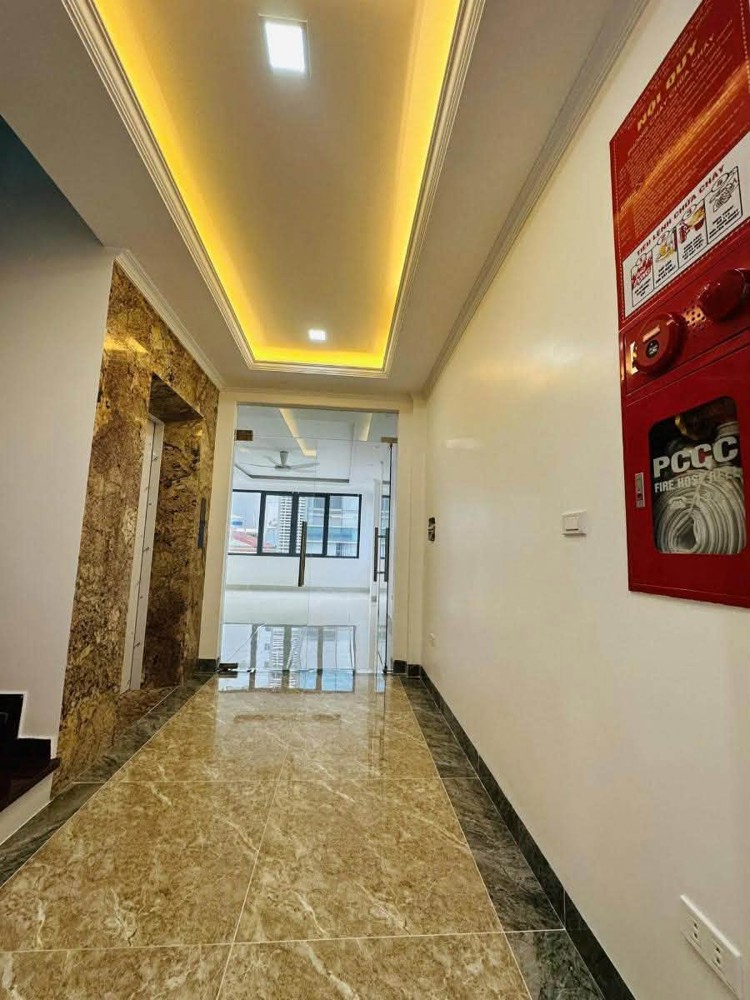 Đẳng Cấp Phân Lô Ô Tô Tránh Lê Đức Thọ 65M 7T Thang Máy Nội Thất Kính Coong, 34 Tỷ