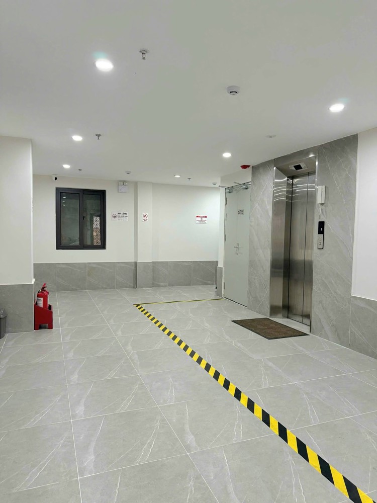 Tòa Ccmn Đẳng Cấp Trung Kính 75M 8T Thang Máy, 24 Phòng Full Đồ, Doanh Thu Khủng, 33.5 Tỷ