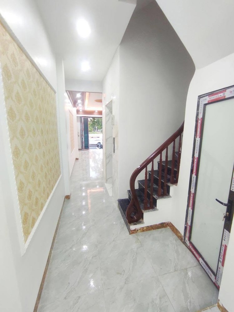 Tin Thật Nhà Bát Khối 11 Tỷ 60M Ô Tô Đỗ Cửa,Thang Máy Ở Thích