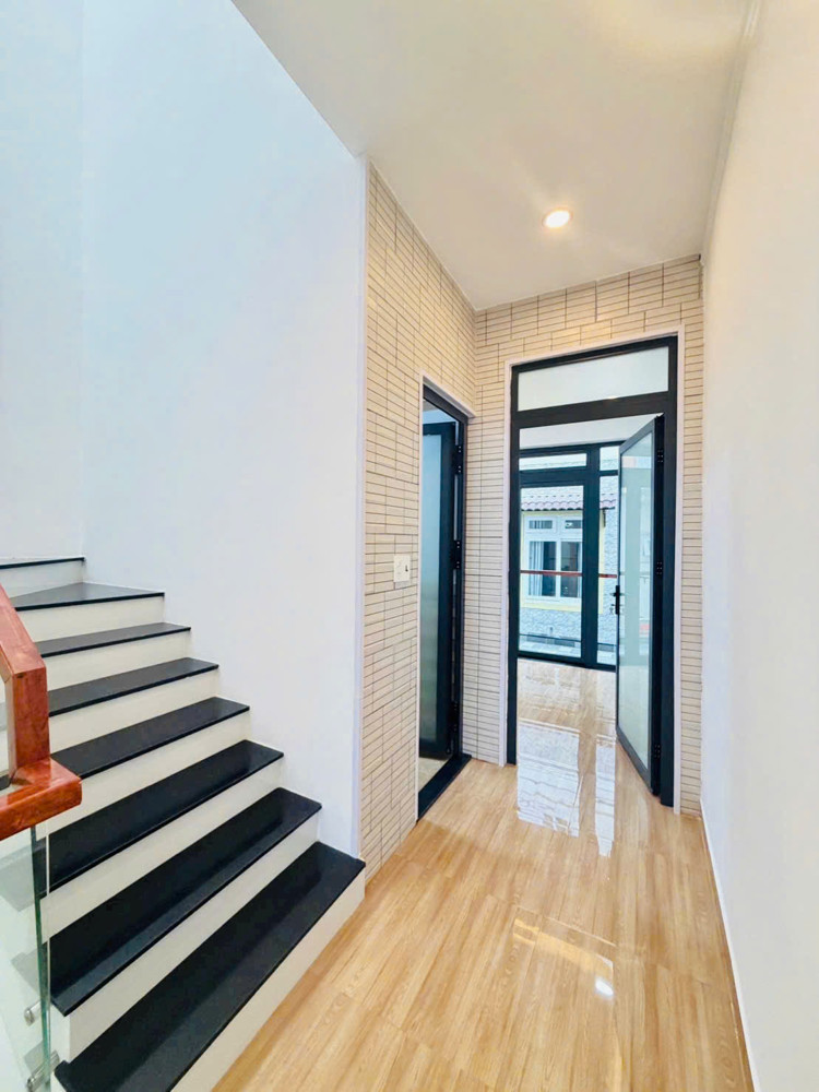 Nhà Phố Mới Tinh Trung Tâm Phường Lâm Viên (P.9 Cũ) – Sát Vách Hồ Xuân Hương – Giá 5 Tỷ 800