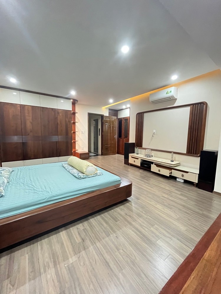 Nhà Mặt Phố Đồng Thiện – 96M² X 4 Tầng, Thang Máy, Full Nội Thất Cao Cấp