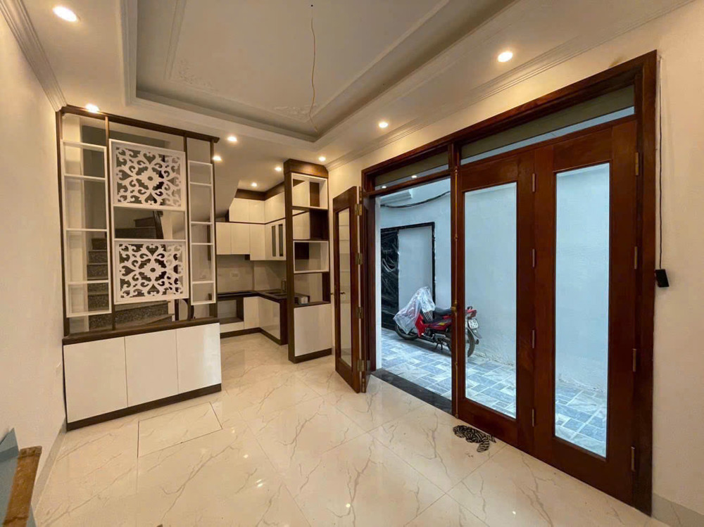 Bán Gấp Giá Rẻ Chung Cư Trần Thủ Độ 83M, Tầng 9, Mặt Thoáng 10M, 5.7 Tỷ Hoàng Mai