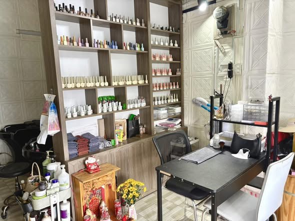 Đà Lạt Cho Thuê Hoặc Sang Lại Tiệm Nail Gội Tâm Huyết