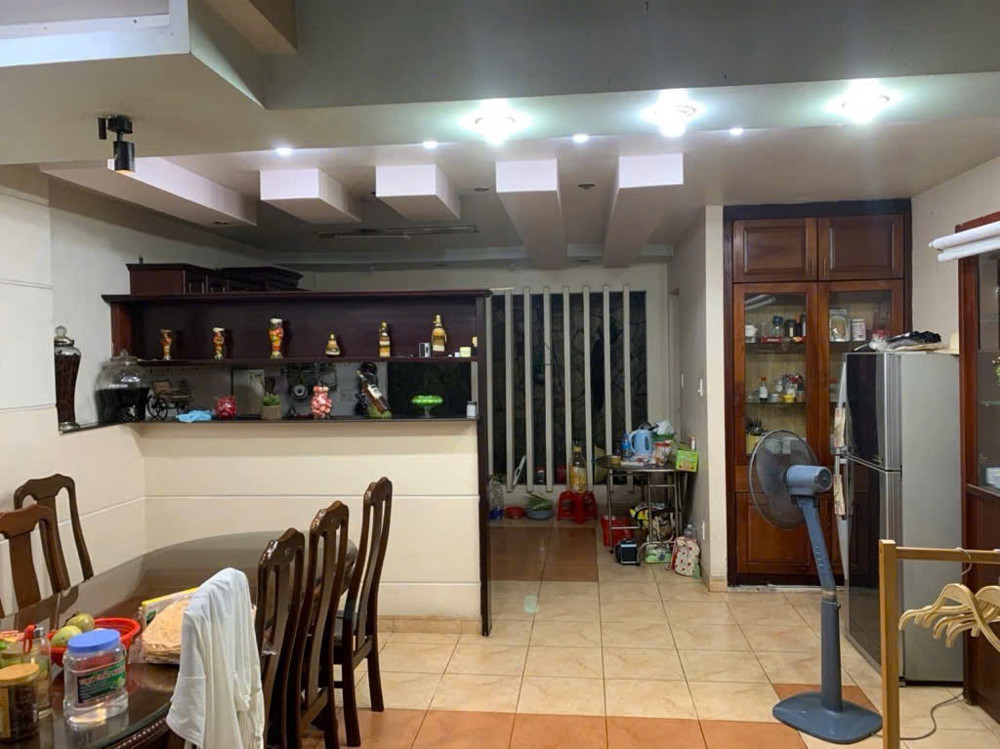 Bán Nhà Nguyễn Thế Truyện Khu Toàn Cao Tầng Tân Sơn Nhì 118M2 Ngang 5.2M 4 Tầng Hẻm Xe Hơi