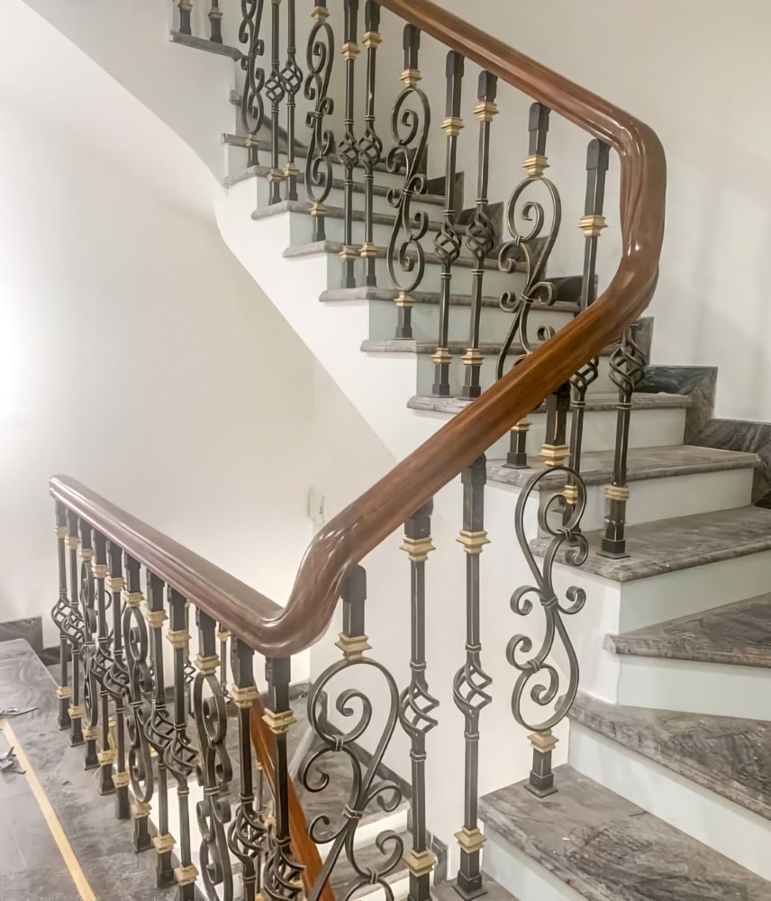 Cho Thuê Nhà, 100M2- 7T, Nguyễn Trường Tộ, Hàng Than, Trấn Vũ -45 Tr