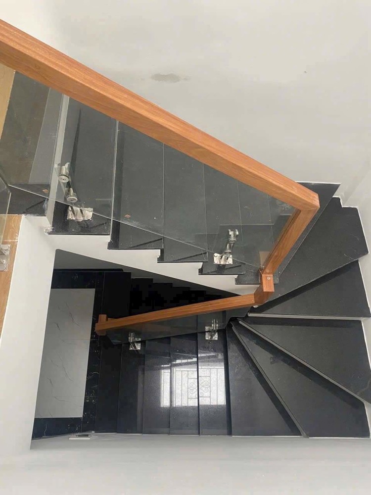 Cho Thuê Nhà, 138M2_ 7T; Quang Trung, Thợ Nhuộm, Trần Quốc Toản -75 Tr