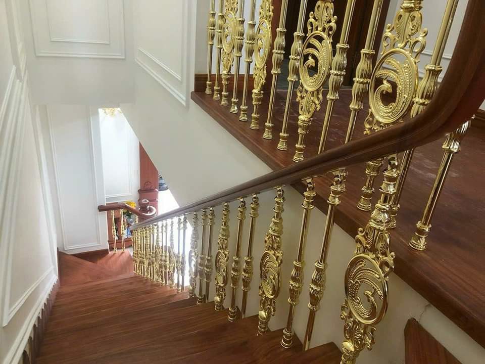 Cho Thuê Nhà, Lạc Long Quân, Võ Chí Công, Thang Máy, 330M2x 4T -61 Tr