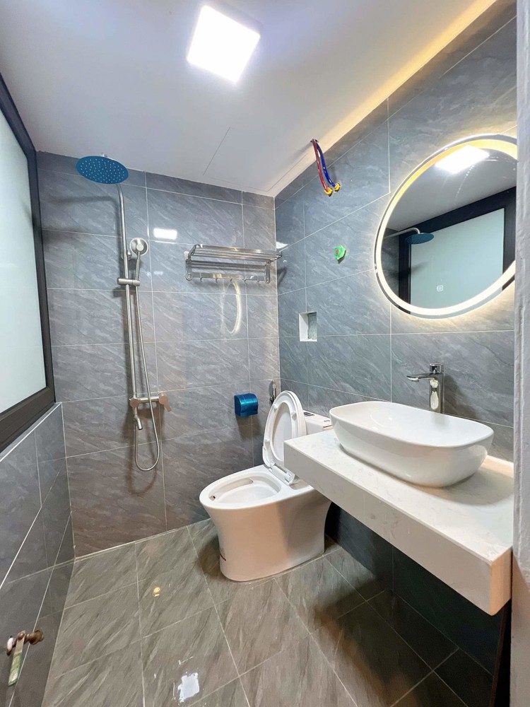 Tôi Cho Thuê Nhà, Lê Trọng Tấn, Hoàng Văn Thái,, 176M2x 4.5T -33 Tr