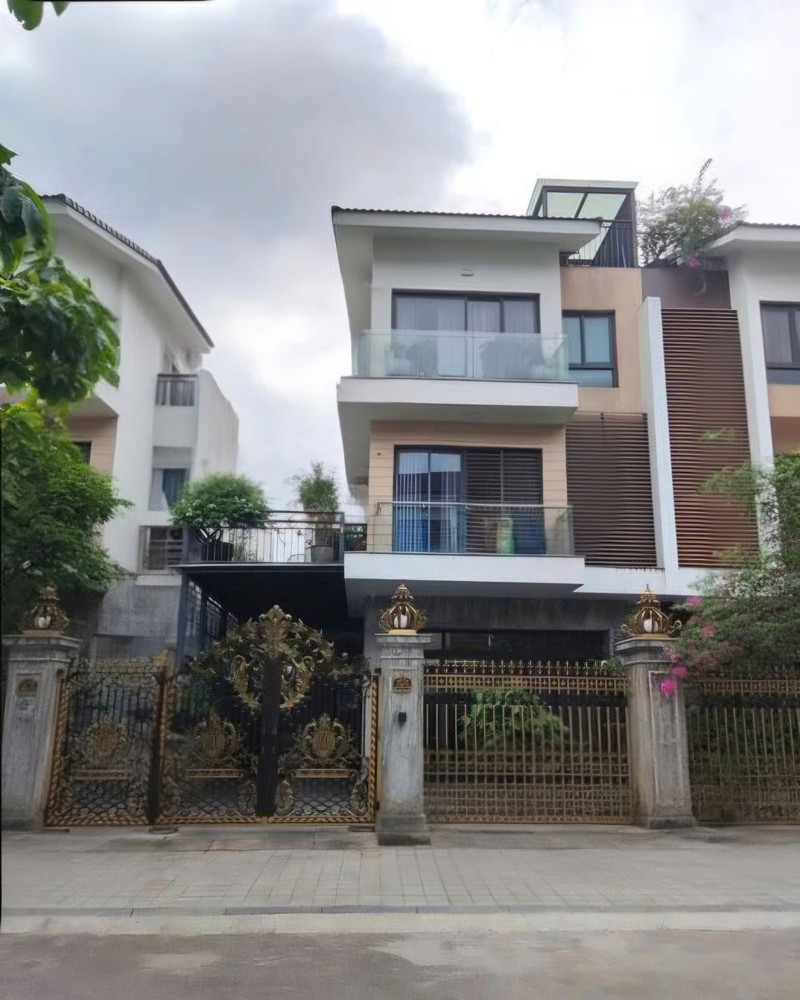 Cho Thuê Nhà, Chùa Láng, Nguyễn Chí Thanh, Đống Đa, 240M2x 3T -38 Tr