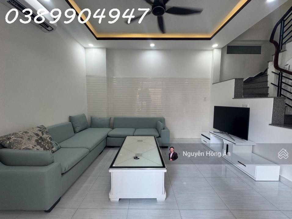 Bán Nhà 3 Tầng Góc 2 Mặt Tiền Hẻm Oto Tới Nhà Tttp Nha Trang Gần Biển, Ngang 9M, Giá 8,4 Tỷ Có Tl