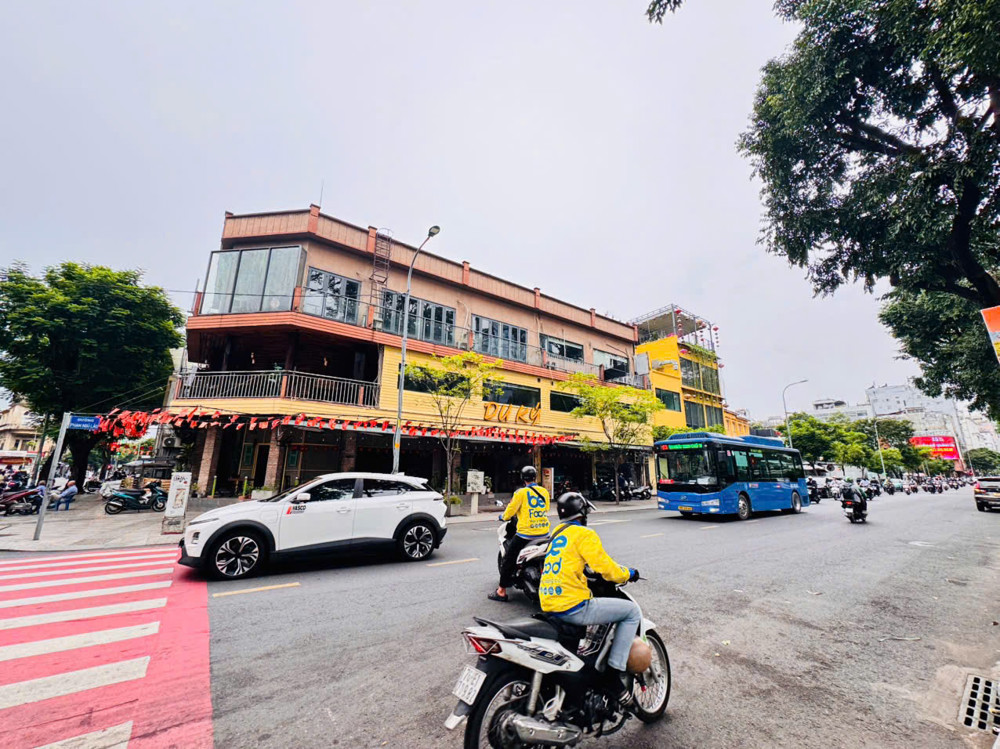 Siêu Phẩm Khan Hiếm Bán Nhà C4 Mặt Tiền Phạm Ngũ Lão. Q.1(p.bến Thành)- Dt 5,3M*13.3m- Chính Chủ