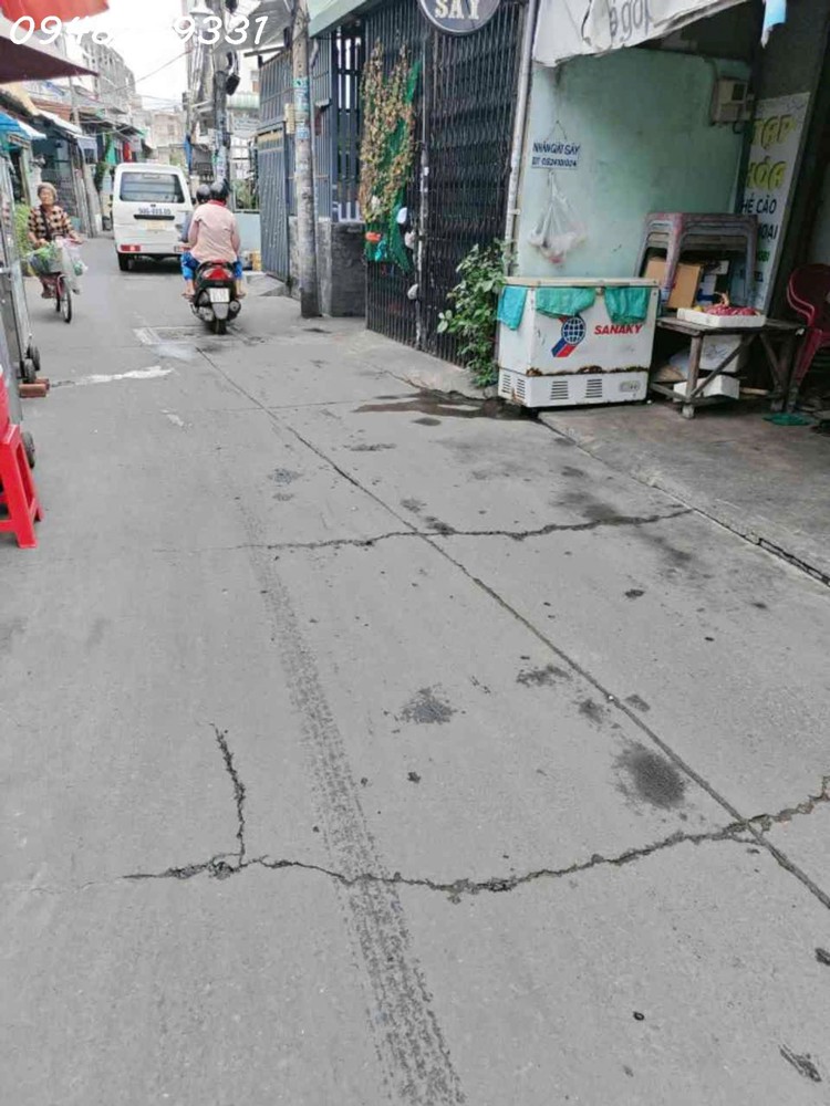 Bán Nhà Hơn 100M² Kế Bến Xe Quận 8 – Hẻm Thông – Sổ Nở Hậu – Chỉ 6.35 Tỷ-0948769331