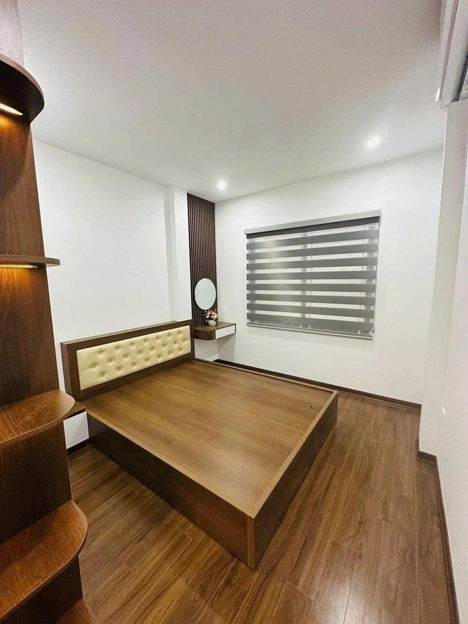 Chỉ 9.9 Tỷ-35M X 5T-Duy Nhất 1 Căn Có Thang Máy-Ở Ngay-Giá Quá Rẻ-Kim Mã, Ba Đình, Hn
