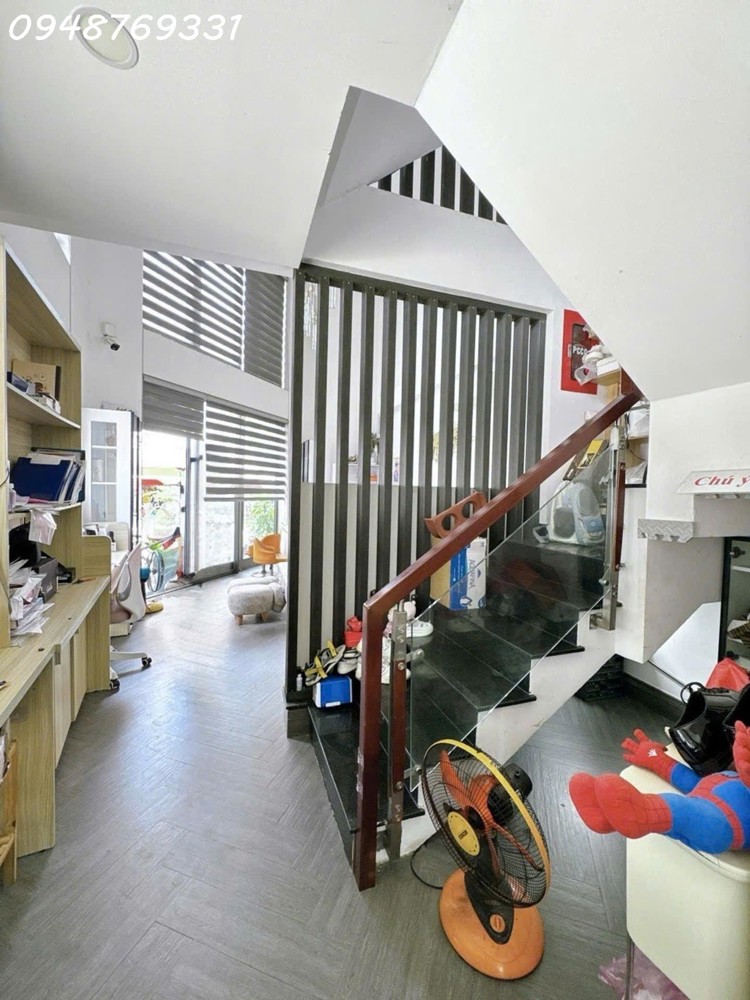 Mặt Tiền 7 Tầng Thang Máy Ngay Cầu Chà Và Giáp Quận 5 – Trung Tâm Quận 8 – Chỉ 12 Tỷ-0948769331