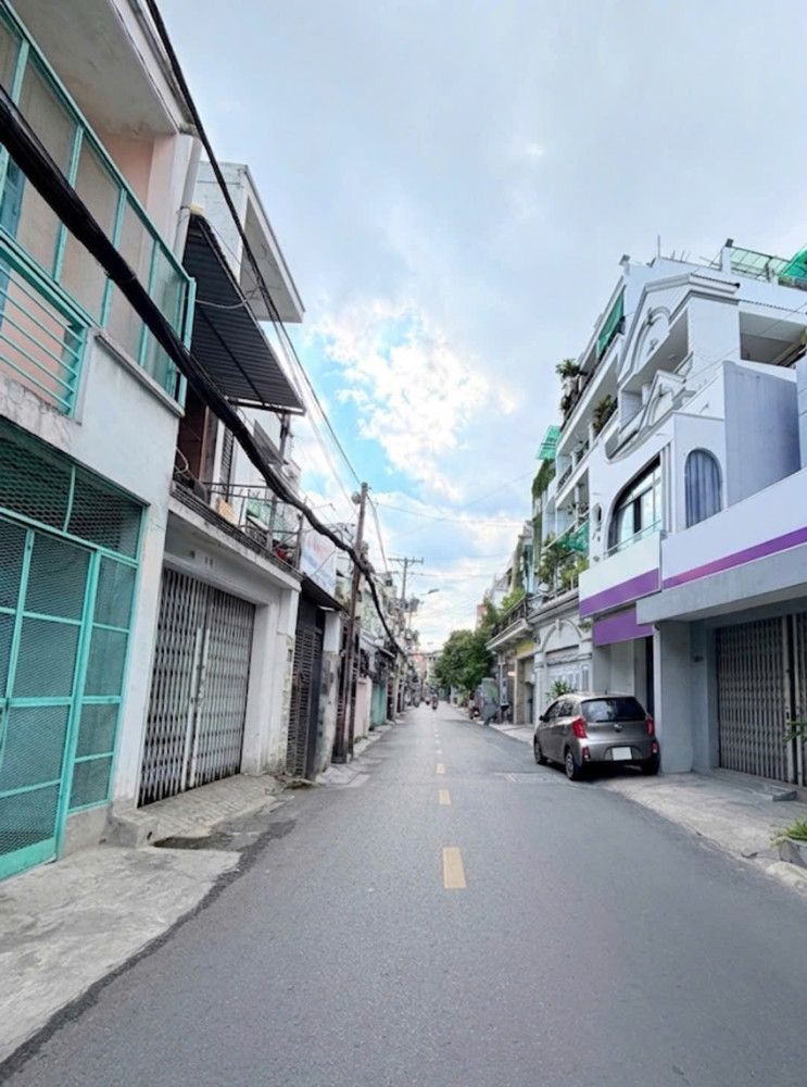 Nhà Mặt Tiền Kinh Doanh - Gần Lạc Long Quân 60M² Ngang 4M - 5Pn - Phường Bảy Hiền