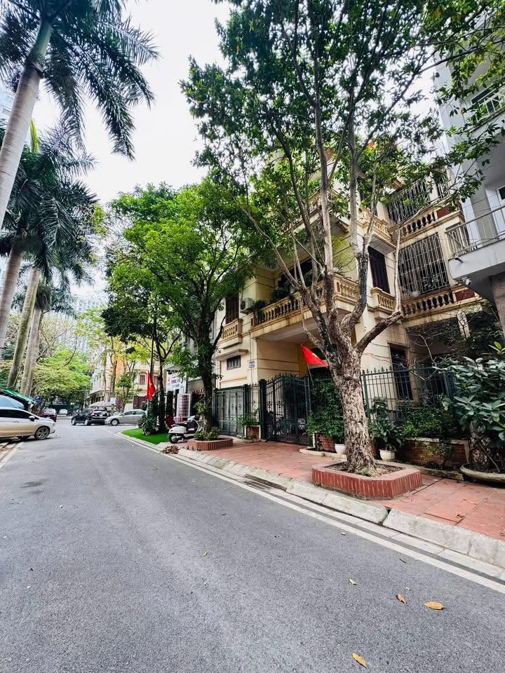 Nhà Ngọc Thụy Long Biên 15 Tỷ Ô Tô Vỉa Hè 80M Ở Thích