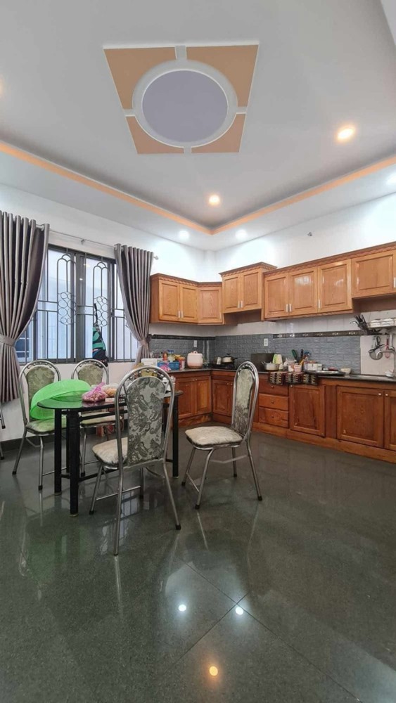 Bán Nhà Mặt Phố Đường Số 10, Linh Trung, Thủ Đức, Tp Hcm. Dt 90M2, 4 Tầng, Shr. Giá 11,45 Tỷ