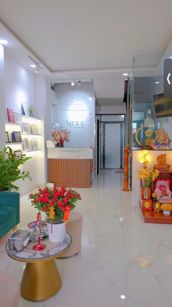 Sang Nhượng Spa Đang Hoạt Động Tại Phường Hòa Hưng, Tp. Hồ Chí Minh