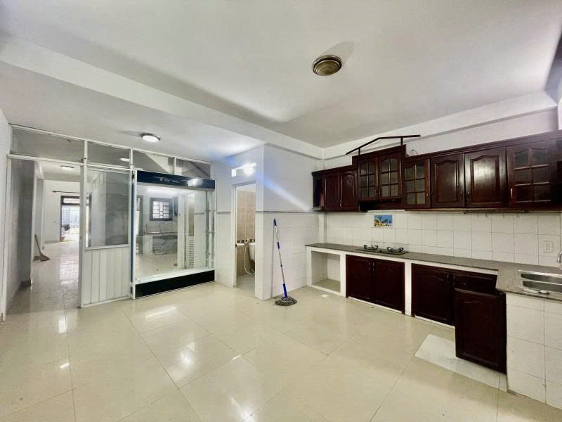 Bán Nhà Biệt Thự - Hẻm 10M Lê Văn Quới - Gần Hòa Bình, 6X34m, 3 Tầng - 4 Pn, Chỉ 16,8 Tỷ