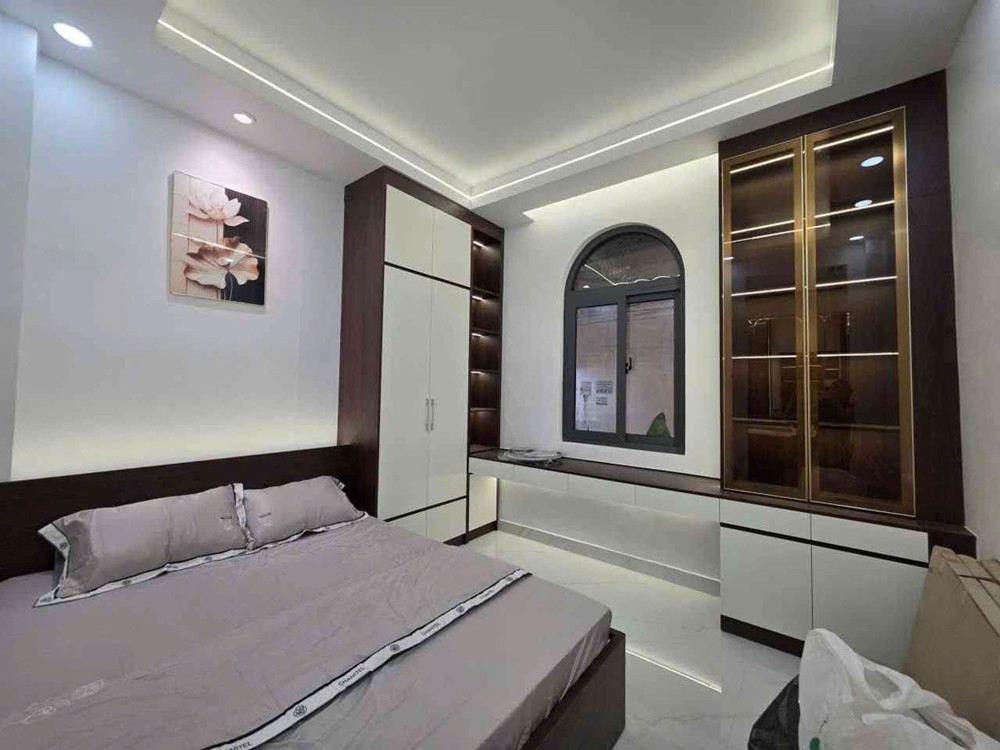 Bán Nhà Siệu Đẹp Q7 Ngang 7.5 X7 Đúc Bê Tông Mới