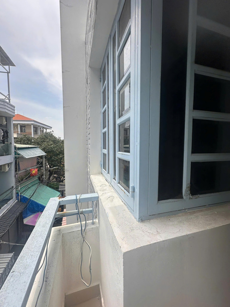 Nhà 3.6*10M/2lầu/st Hẻm Thẳng Âu Dương Lân P3q8 P.chánh Hưng