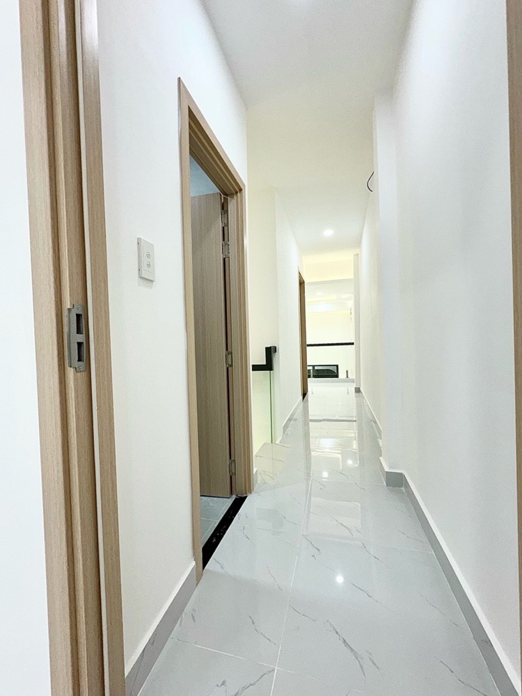 Chủ Định Cư Nước Ngoài Gửi Bán Dùm 62M2 Đường Huỳnh Thiên Lộc Chỉ 6 Đồng Hơn