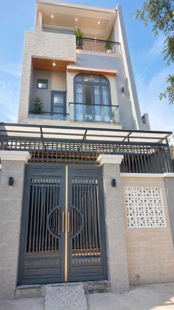 Nhà Hxh Thông 70M² - Ngang 4,5M - Btct Đẹp - Gần Chợ Tân Bình - Nhỉnh 8 Tỷ