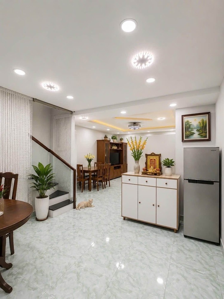 Mtkd 2 Tầng,3Pn, 50M2,Ngay Huỳnh Văn Chính Chỉ Hơn 7,8 Tỷ Tl