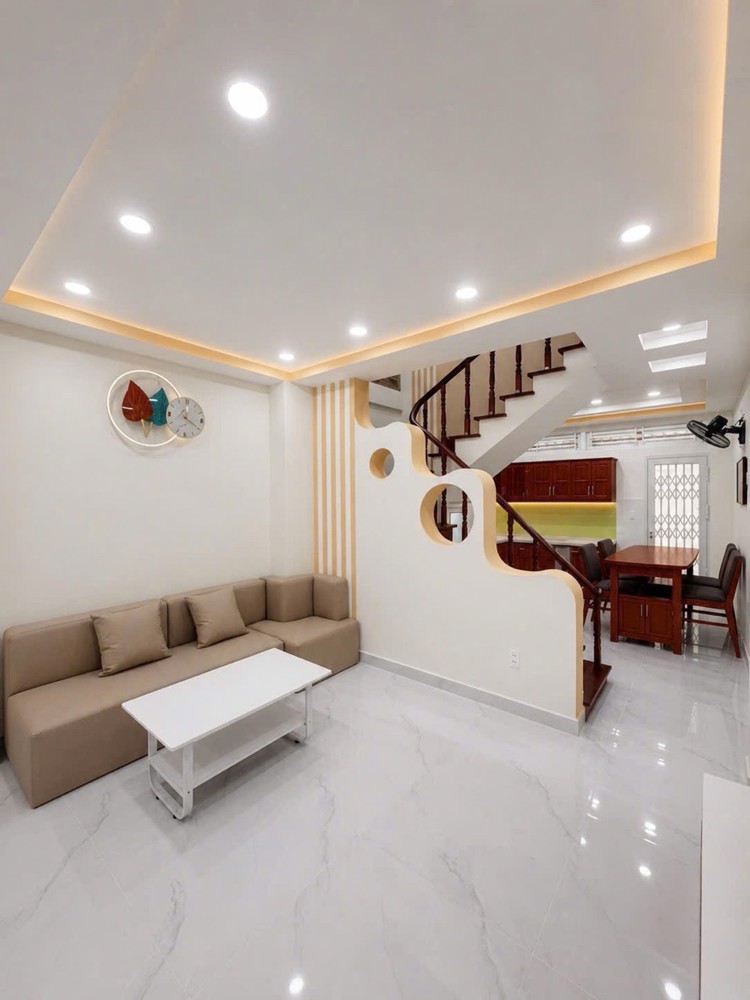 Siêu Phẩm 2 Mt Nhà Đẹp 2 Tầng Lý Thánh Tông Hẻm 8 Xe Hơi Ngủ Nhà Nhỉnh 6 Tỷ